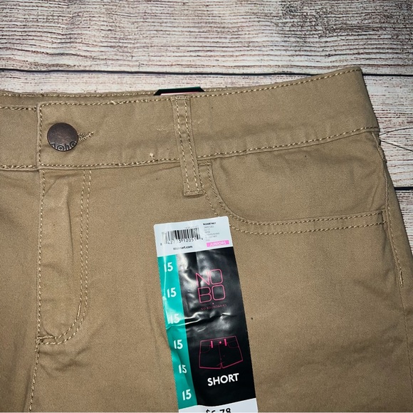 khaki shorts - Picture 2 of 5